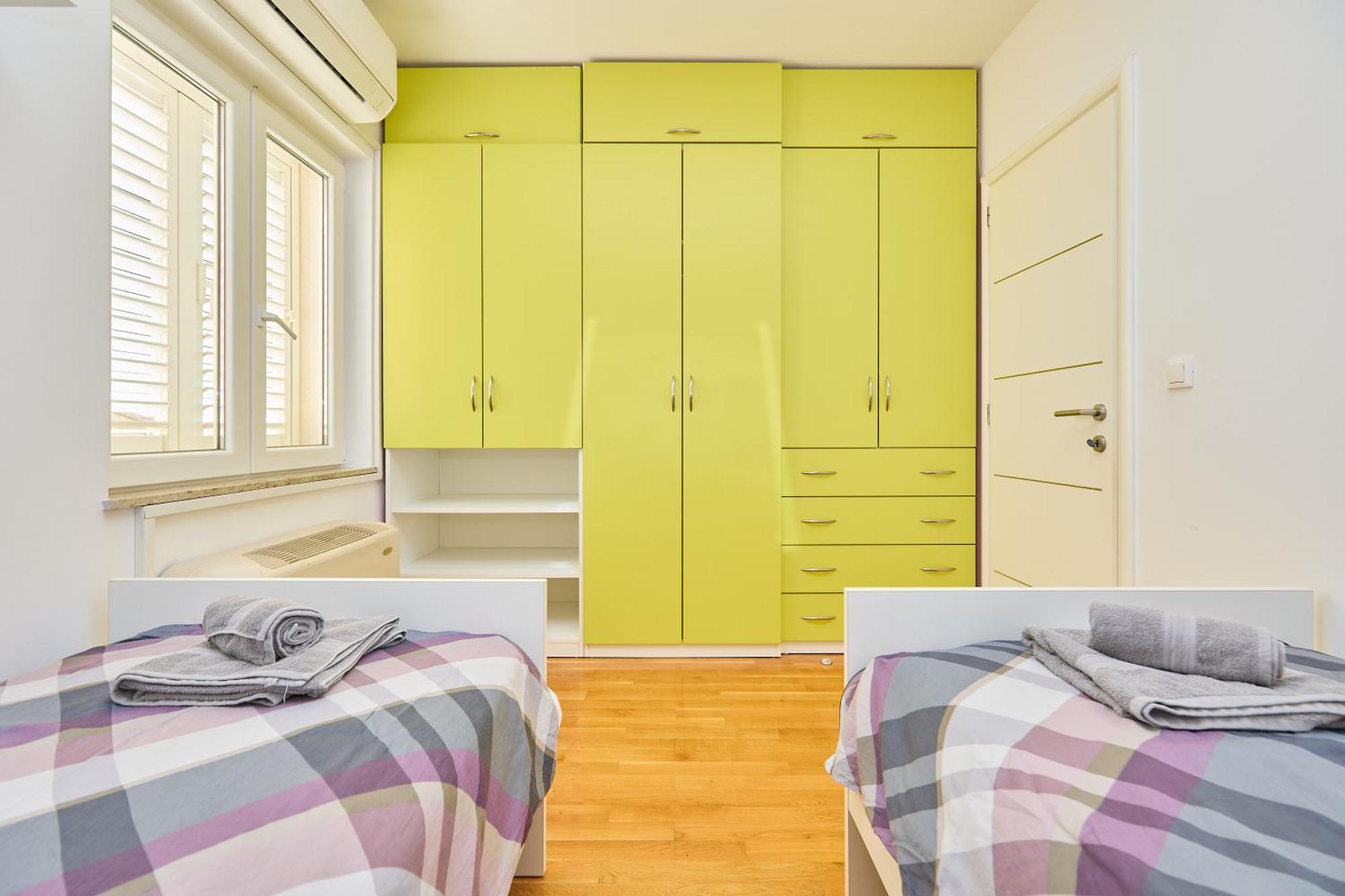 Blueview Apartment